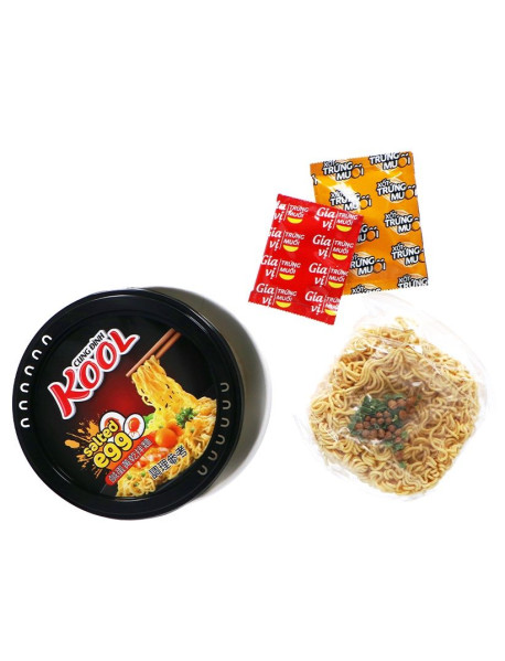 CUNG DINH KOOL - Preparat instant cu taietei si aroma de ou sarat, 90 g  / produs in Vietnam CUNG DINH KOOL - Preparat instant cu taietei si aroma de ou sarat, 90 g  / produs in Vietnam